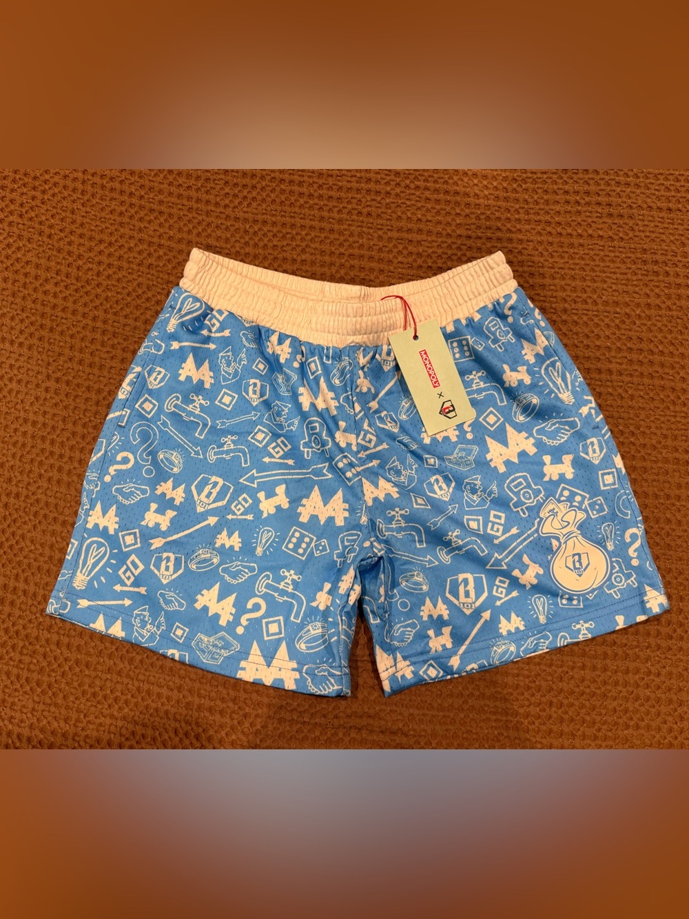 Boys BSBL101 shorts, new. Youth large.